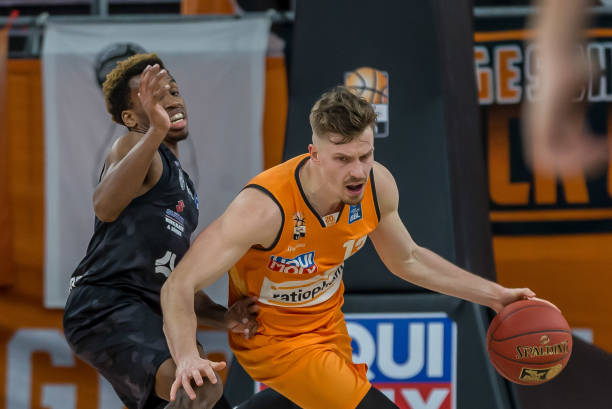 是一位实实 是一位实实