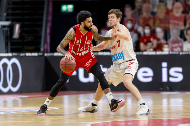 够在激烈对 够在激烈对