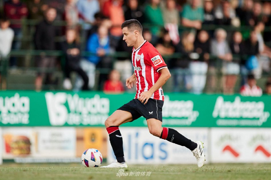 费尔南德斯 费尔南德斯